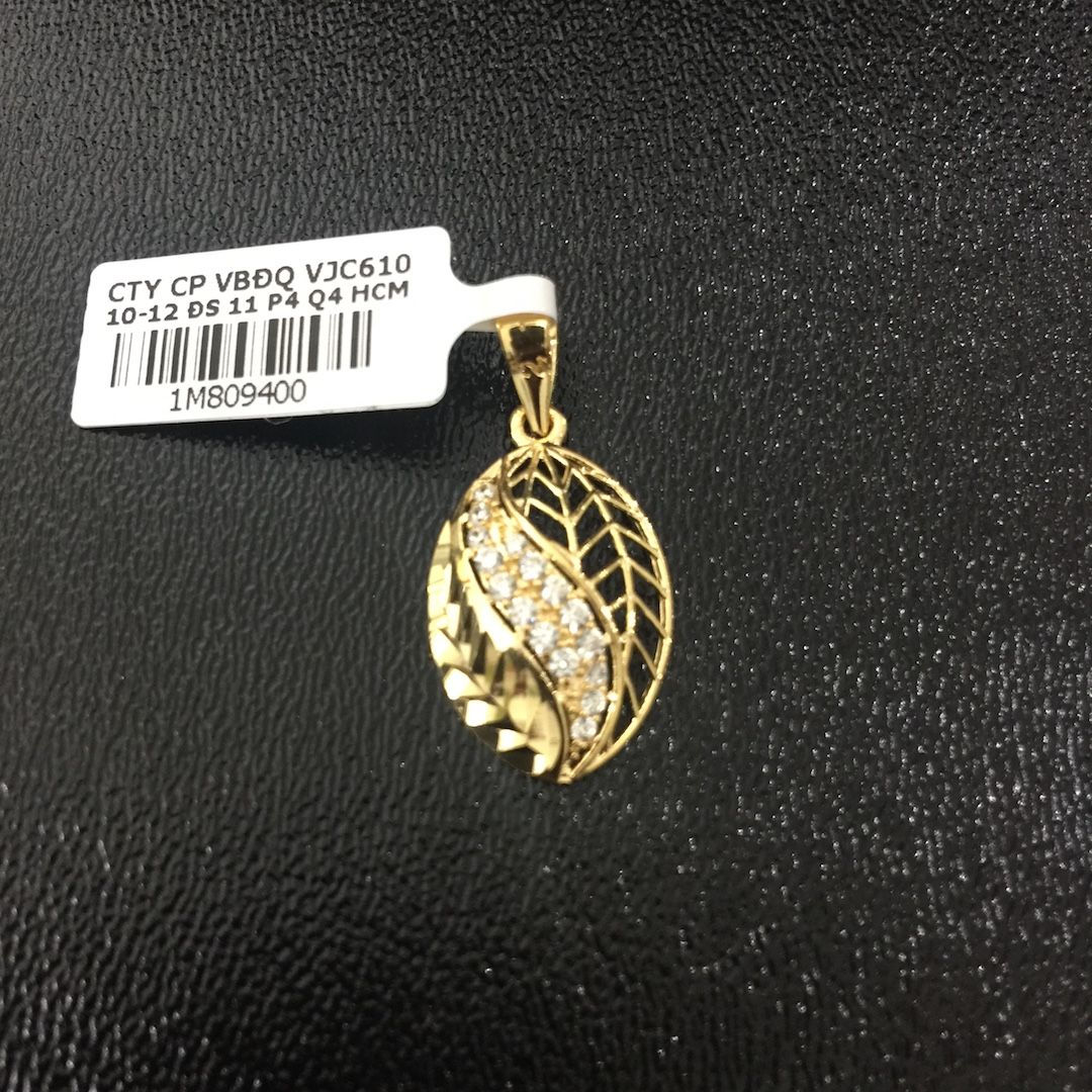 Mặt dây lá vàng đá trắng VJC 610