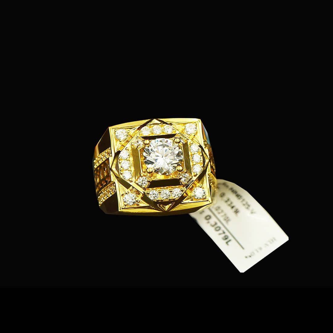 Nhẫn nam vàng đá trắng VJC 610