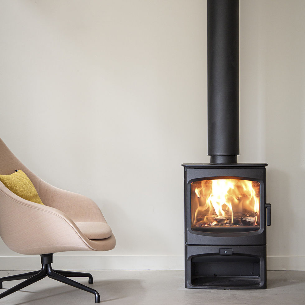 Charnwood Aire 700 wood burning stove with fire burning