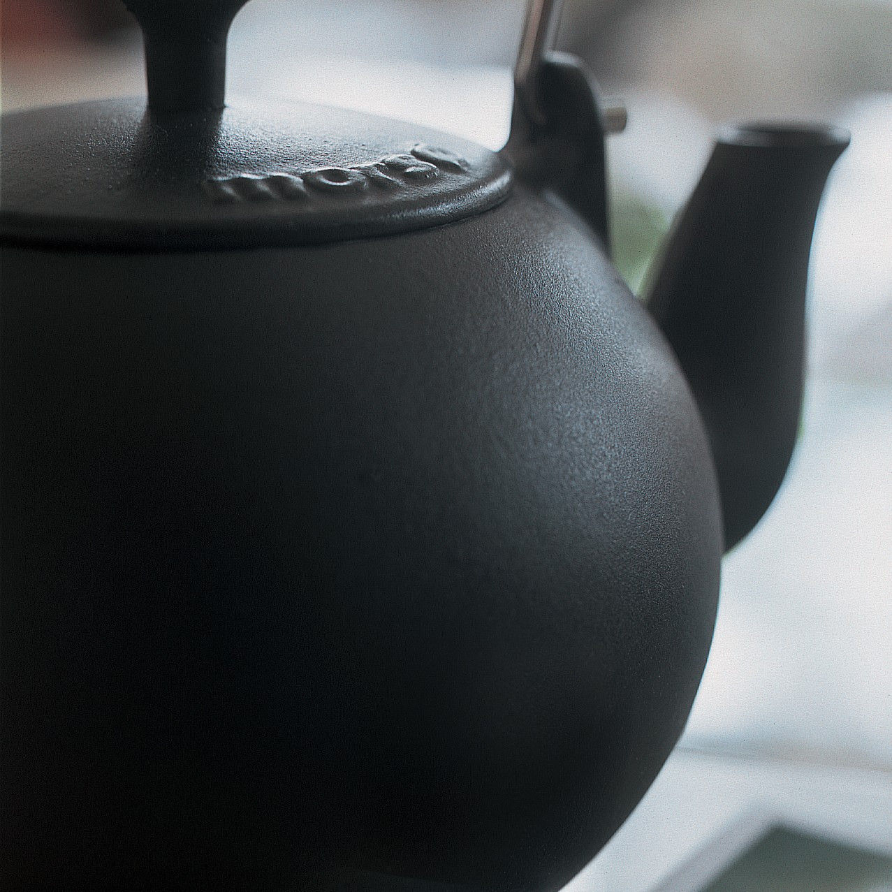 Morsø Humidifier cast iron kettle detail with brand logo.