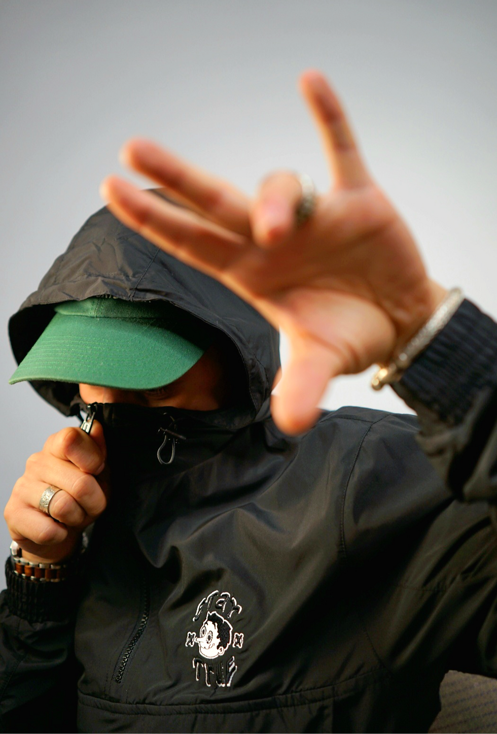 Ruff Brothers Windbreaker mit Sticklogo "STAY TRUE"