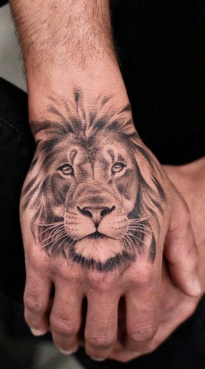 Miniature : Regard de Lion