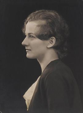 Beatrice_Warde_1925.jpg