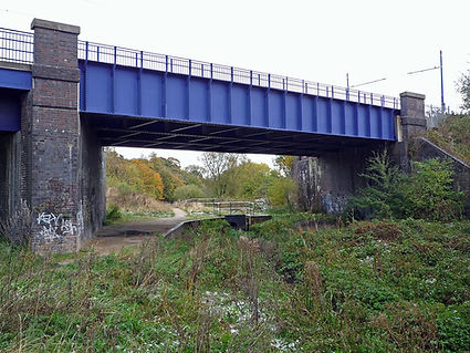 Bradley_Branch_Lock_1_beneath_Midland_Metro_bridge_QF.jpg
