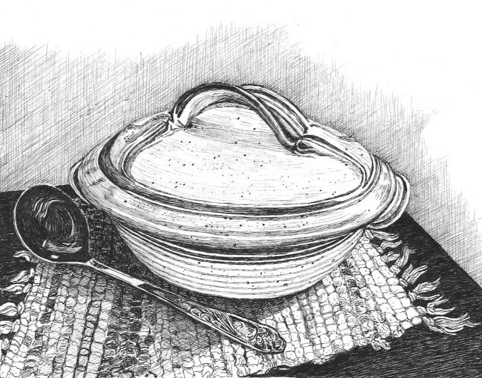 white soup tureen