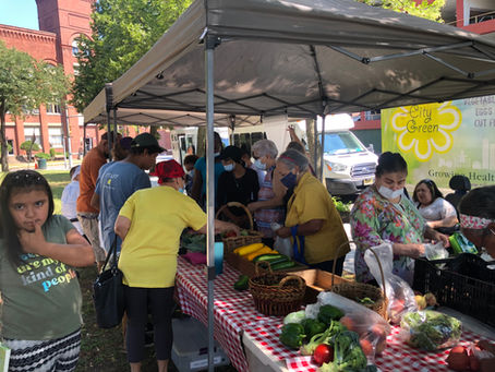 Farms and farmers markets are essential. Here are the top 5 reasons why!