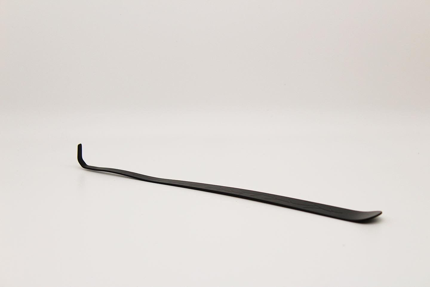 Wick Dipper (black, leaf design) Candle Tool