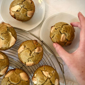 Direction le Japon avec des muffins matcha-chocolat blanc ! 