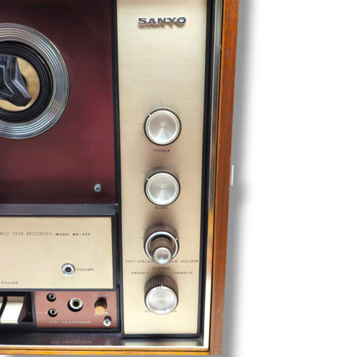 Sanyo MR-999 ¼ Inch Stereo Reel to Reel Player | Oddbits