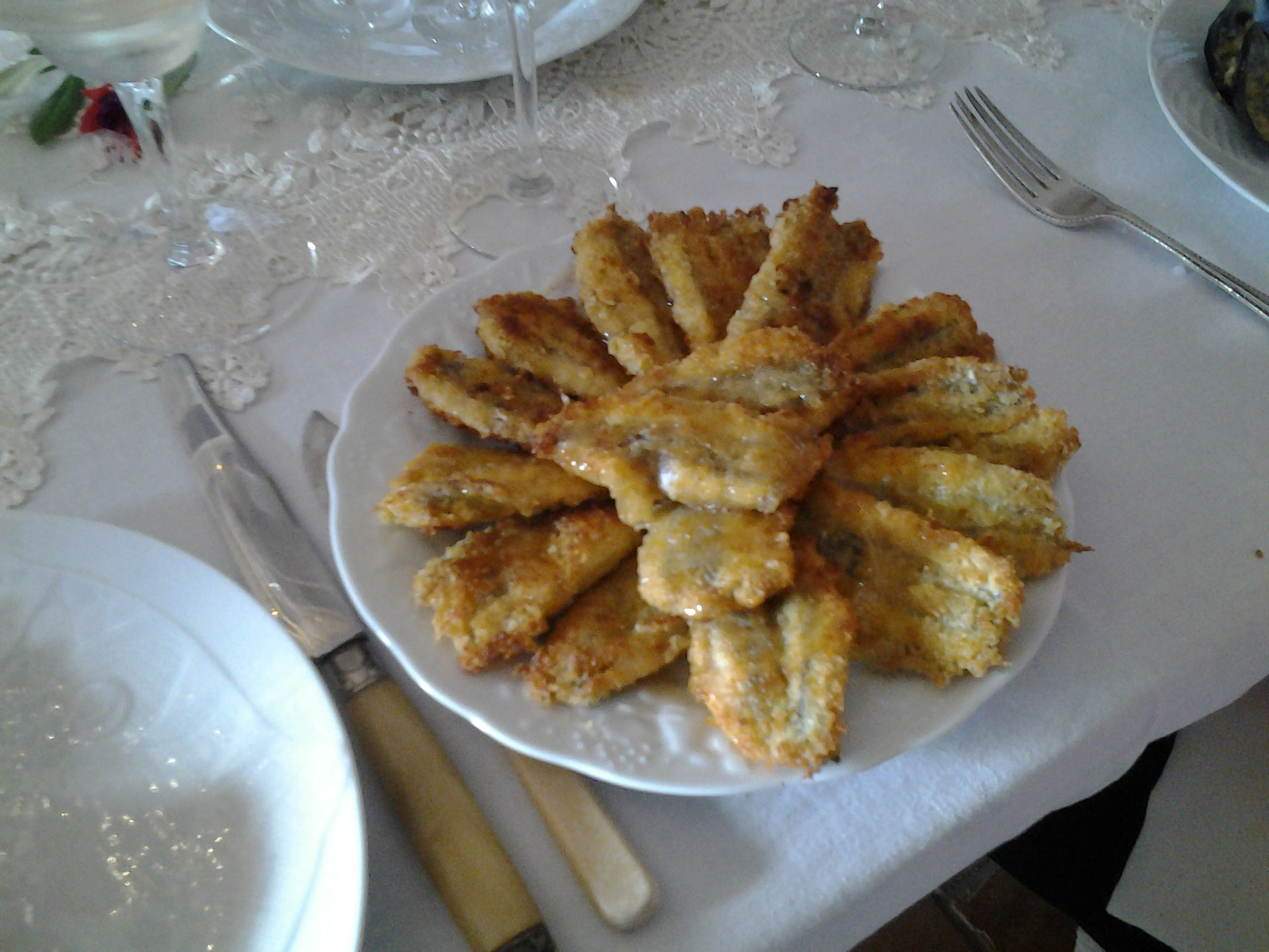 Stuffed anchovies