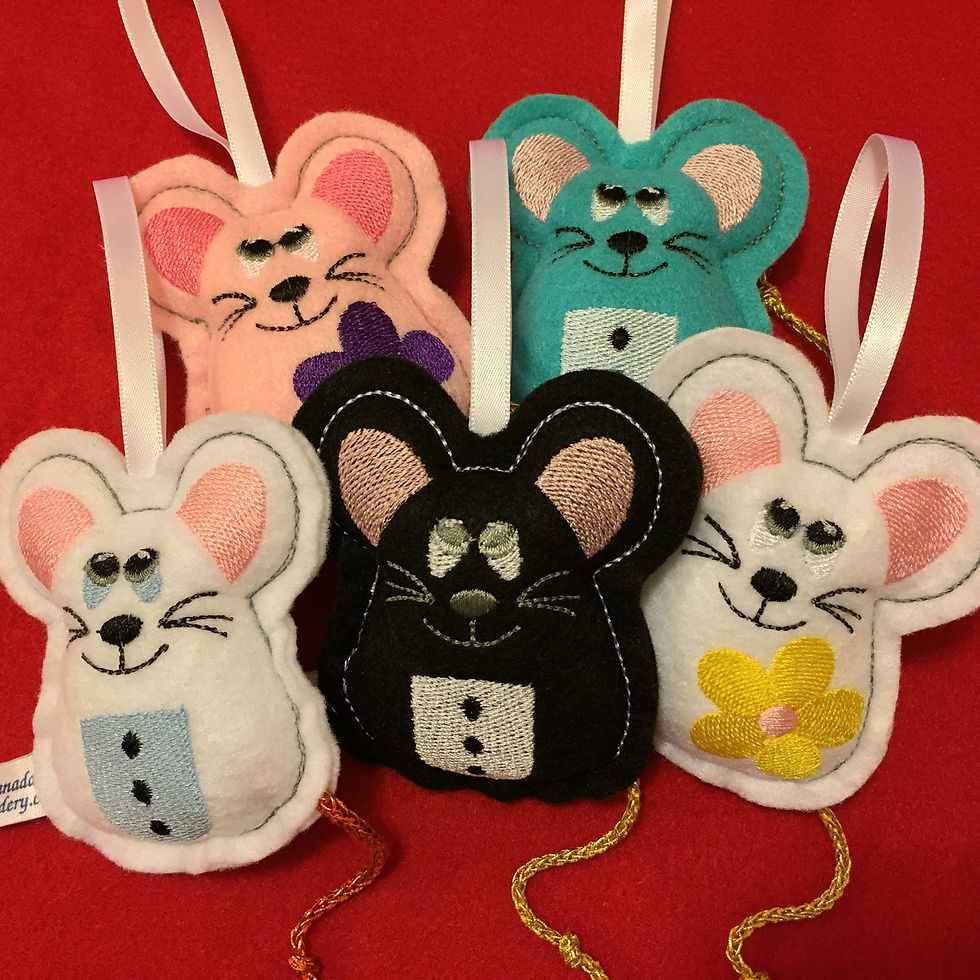 gift of embroidery mouse Chinese symbol personalized ornament