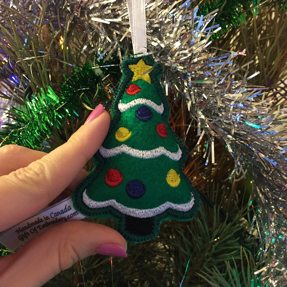 gift of embroidery Christmas tree ornament felt decoration