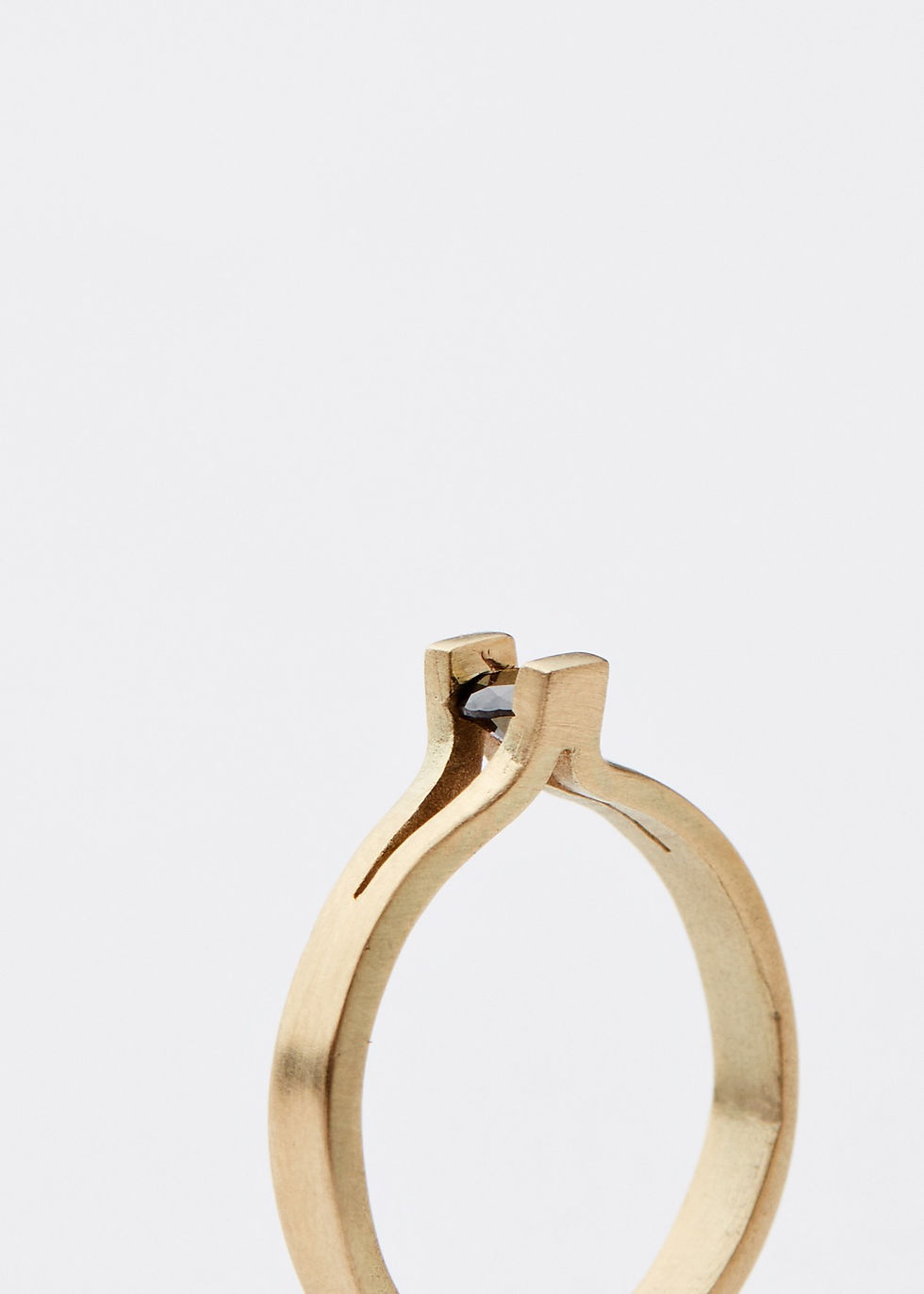 Thumbnail: Transfigure Tear ring gold