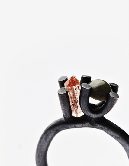 Classic not classic duet ring by Stefanie Verhoef, sold at gallery O South Korea