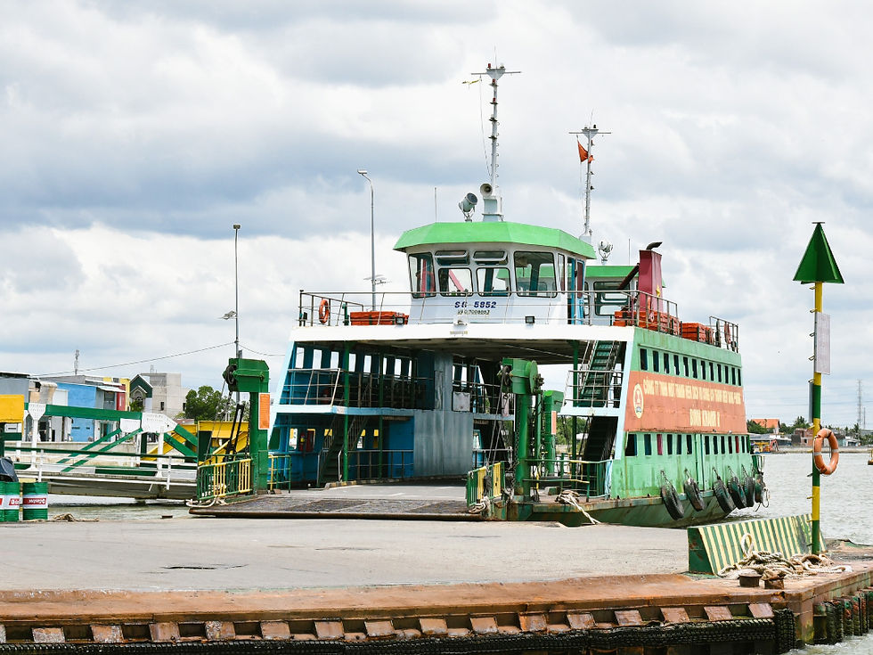 Phà Bình Khánh - Trải nghiệm cảm giác lênh đênh sông nước trước khi đặt chân đến đảo Khỉ hoang sơ.