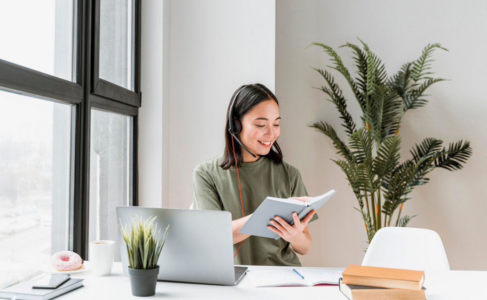 Energizing Your Startup: Leveraging Sales Coaching for Peak Performance and Skyrocketing Revenues