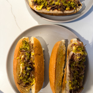 Hot dogs with caramelised onion