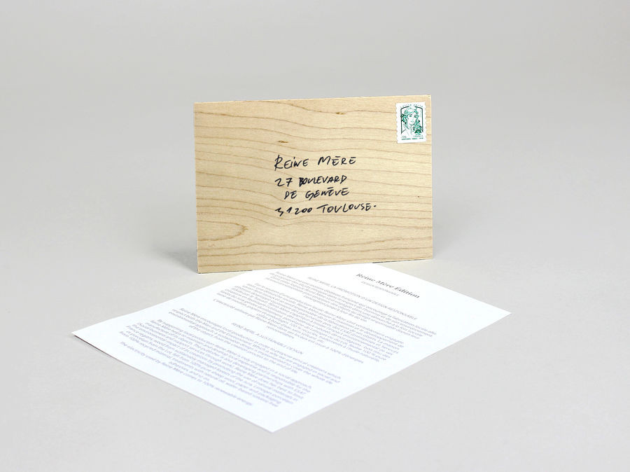 Reine Mère Enveloppes en bois