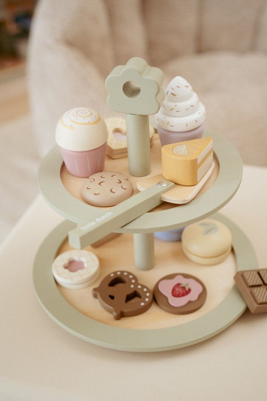 Thumbnail: Little dutch: etagere met gebak