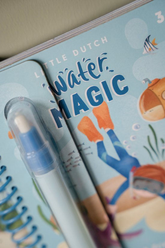 Thumbnail: Little dutch water magic waterkleurboek Jim & Friends