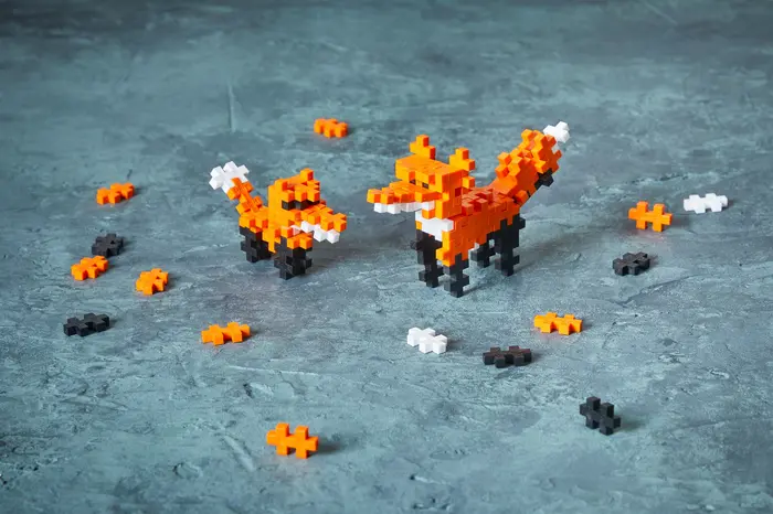 Thumbnail: Plus Plus red fox