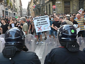 Manifestaciones en toda Italia tras la entrada en vigor de la obligación de trabajar con pase verde