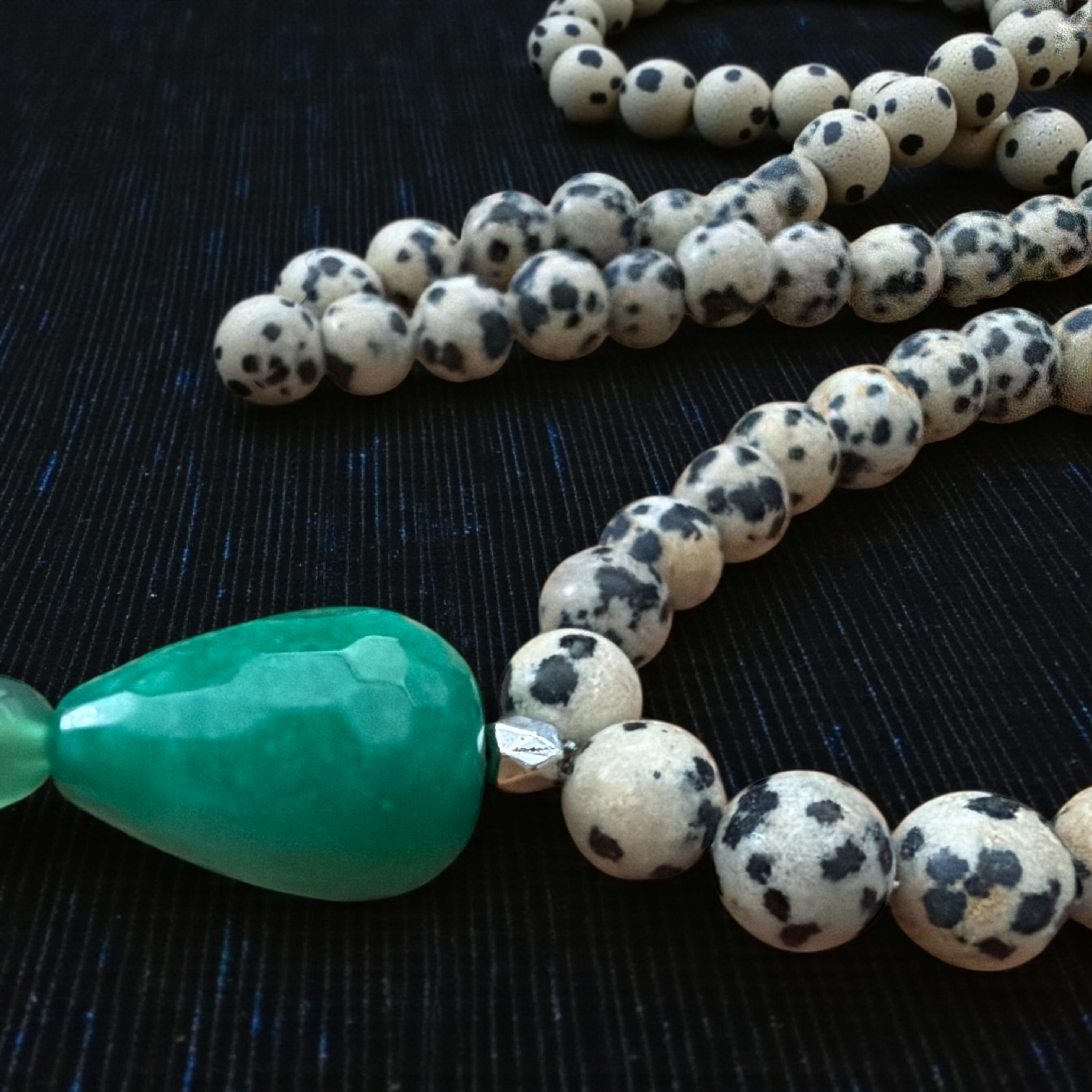 Mala Prayer Dalmatian Jasper real stones Black/Natural