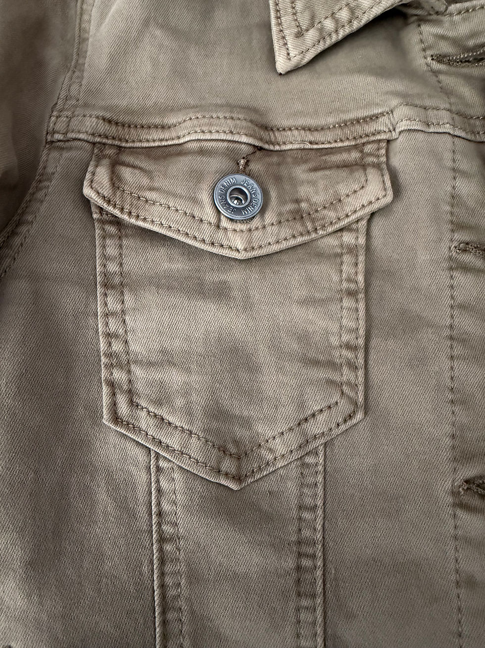 Thumbnail: Slim Stretch Denim jacket Beige