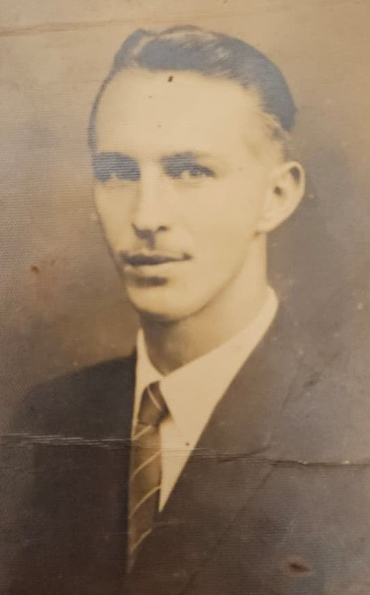 Francisco Paniquar Filho em 1955 (Acervo da família, oferecido ao HISTORITA por Francisco Paniquar Gatto)