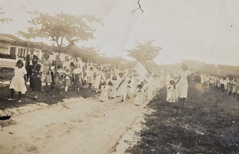 Avenida Condessa de Vimieiros, que seria usada por Paniquar como pista de aterrissagem, 1949 (Foto do acervo da família, cedida por Francisco Paniquar Gatto)