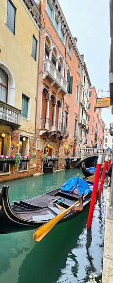 Venice gondola.jpg