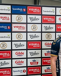 Sponsorvegg Trykk Visuell reklame.png