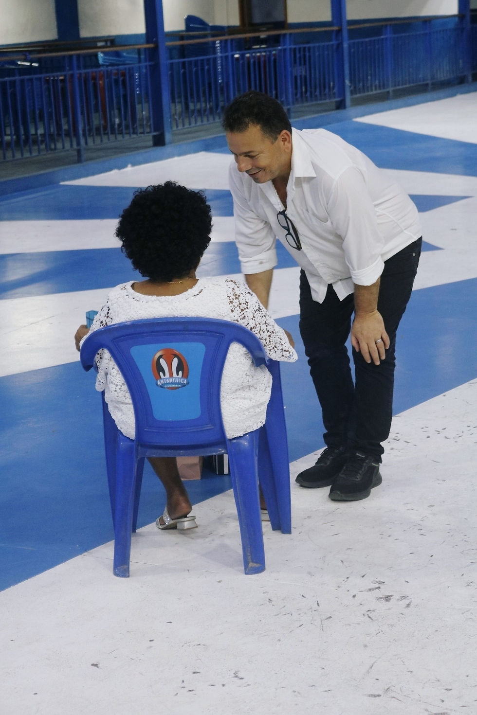 Freitas e Tia Surica, quadra da Portela em Madureira - foto Beauty Aramis e Freitas 