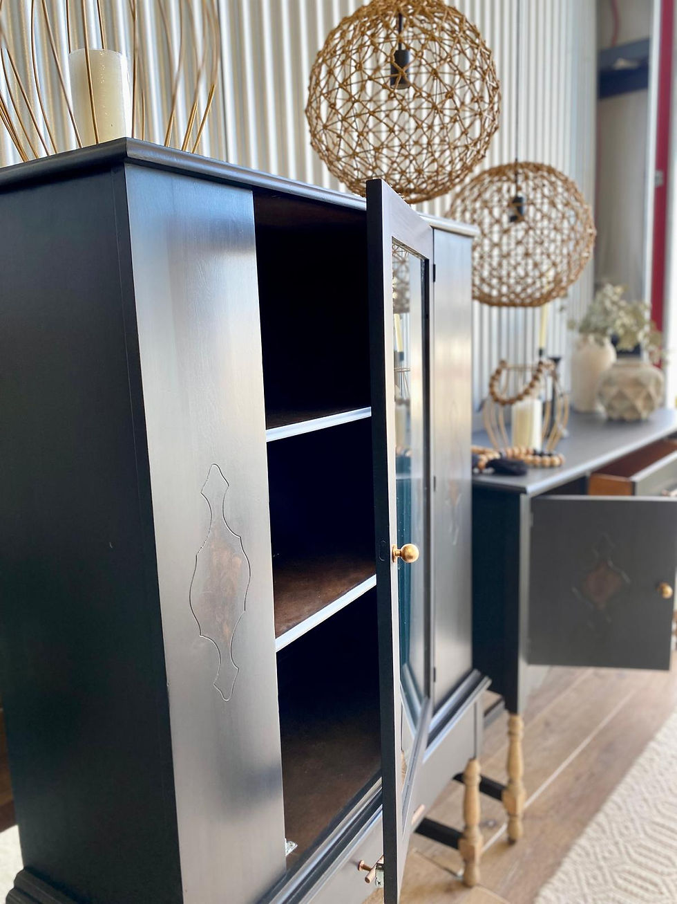 Thumbnail: Ariza & Daza Antique set