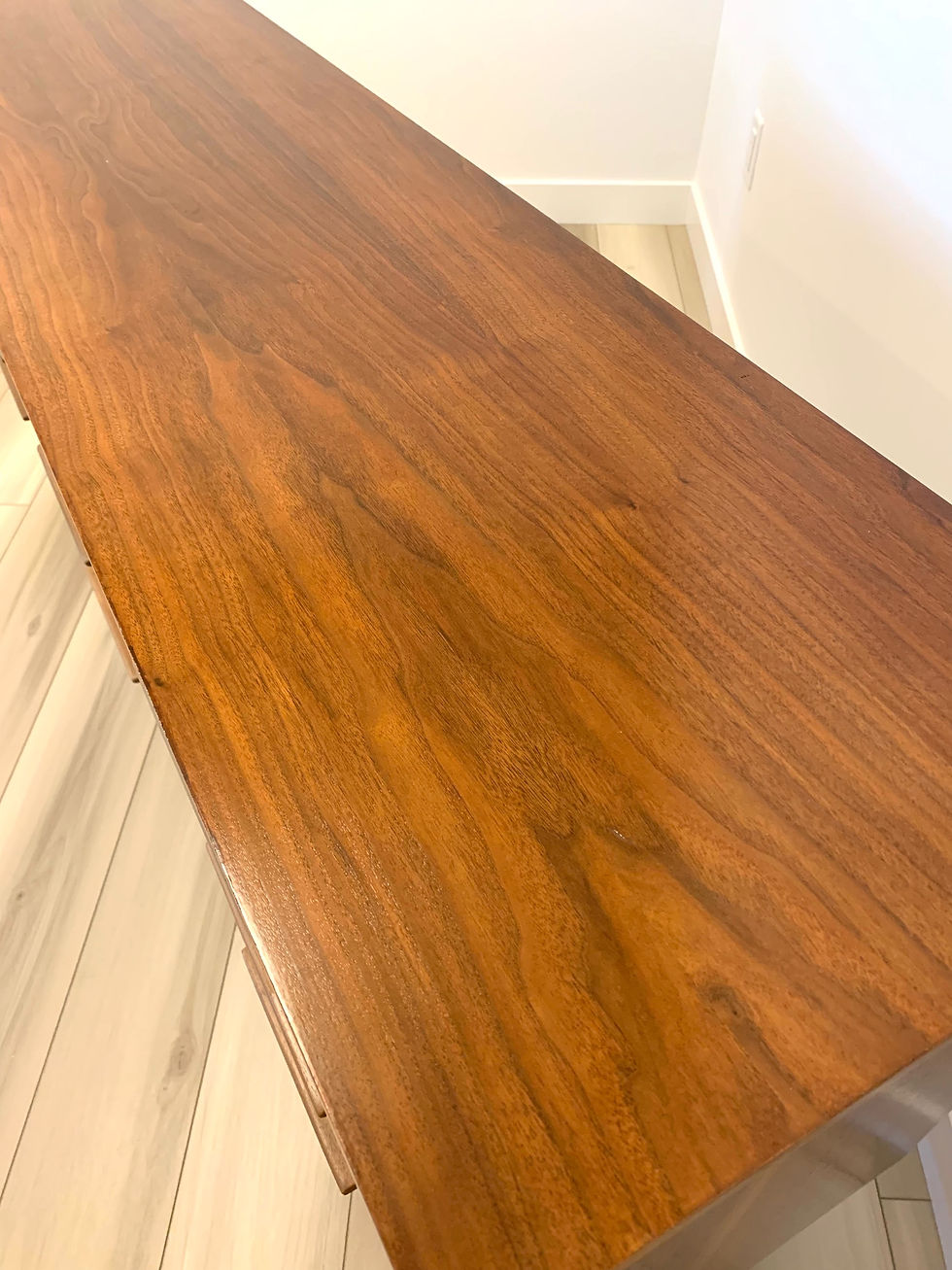 Thumbnail: Arles Dresser Set 