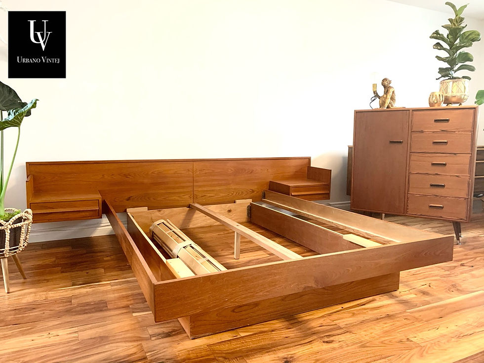Thumbnail: Queen size bed
