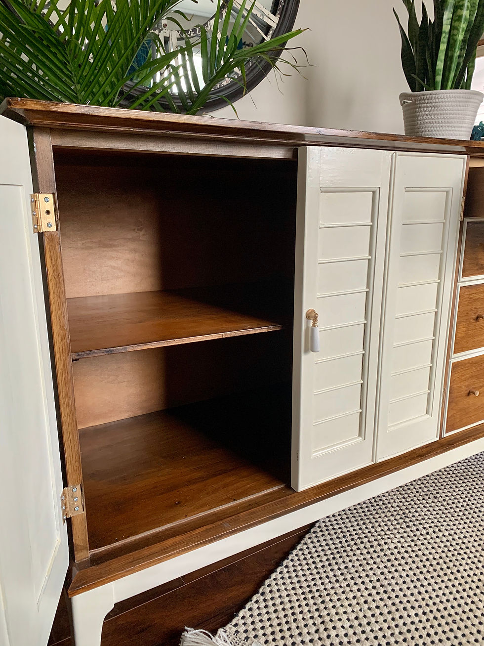 Thumbnail: Simons Sideboard