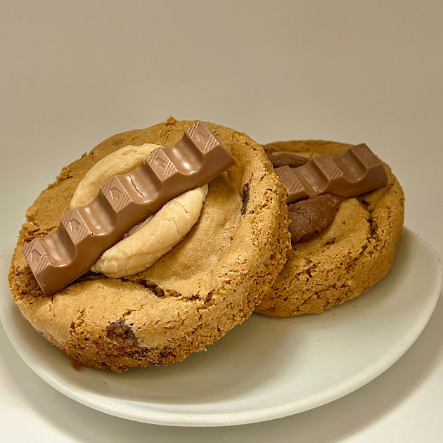 White Hazelnut Stuffed Cookies