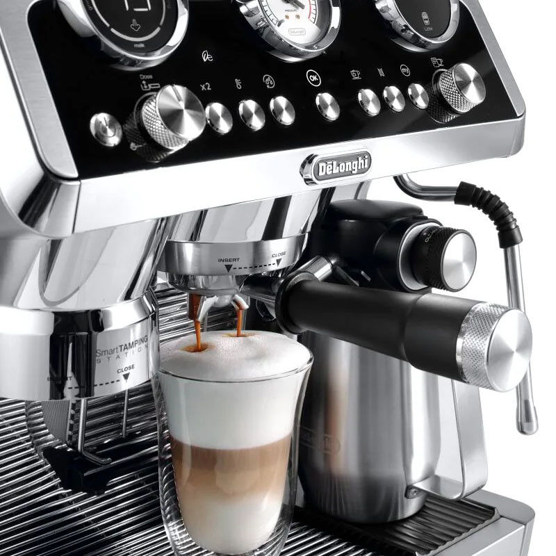Miniature : machine-a-cafe-en-grains-delonghi-la-specialista-maestro-ec9665m