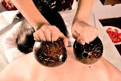 Masaje de Cocos