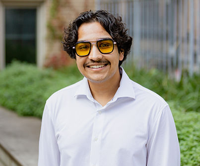 Zubin Headshot New.jpg