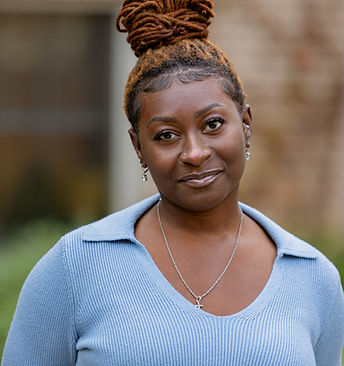 Nia Headhot New_edited_edited.jpg