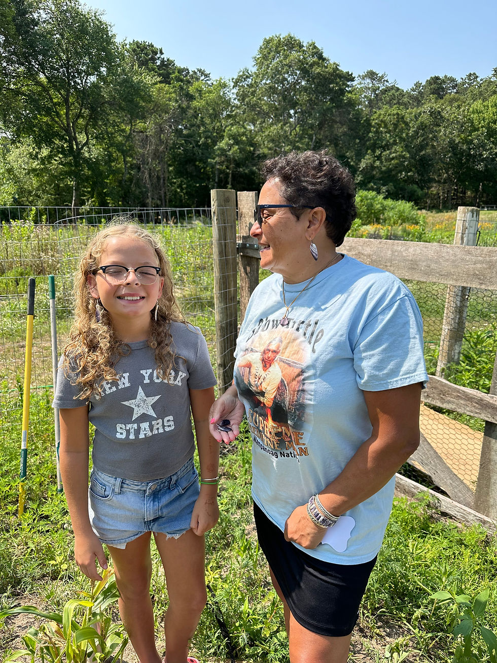 Paula Audryana Mounding Moon