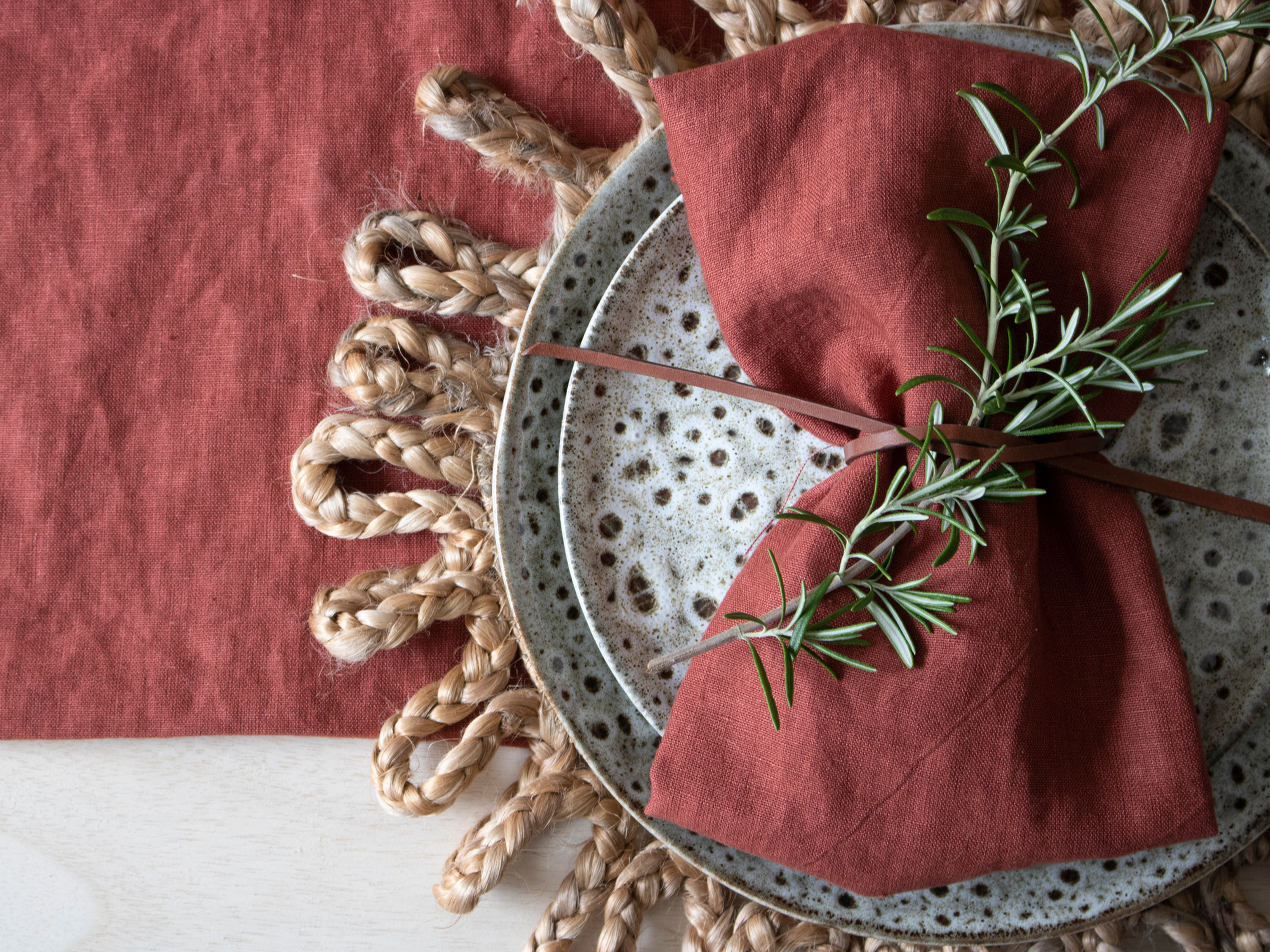 Plain Linen Table Runner - Rust
