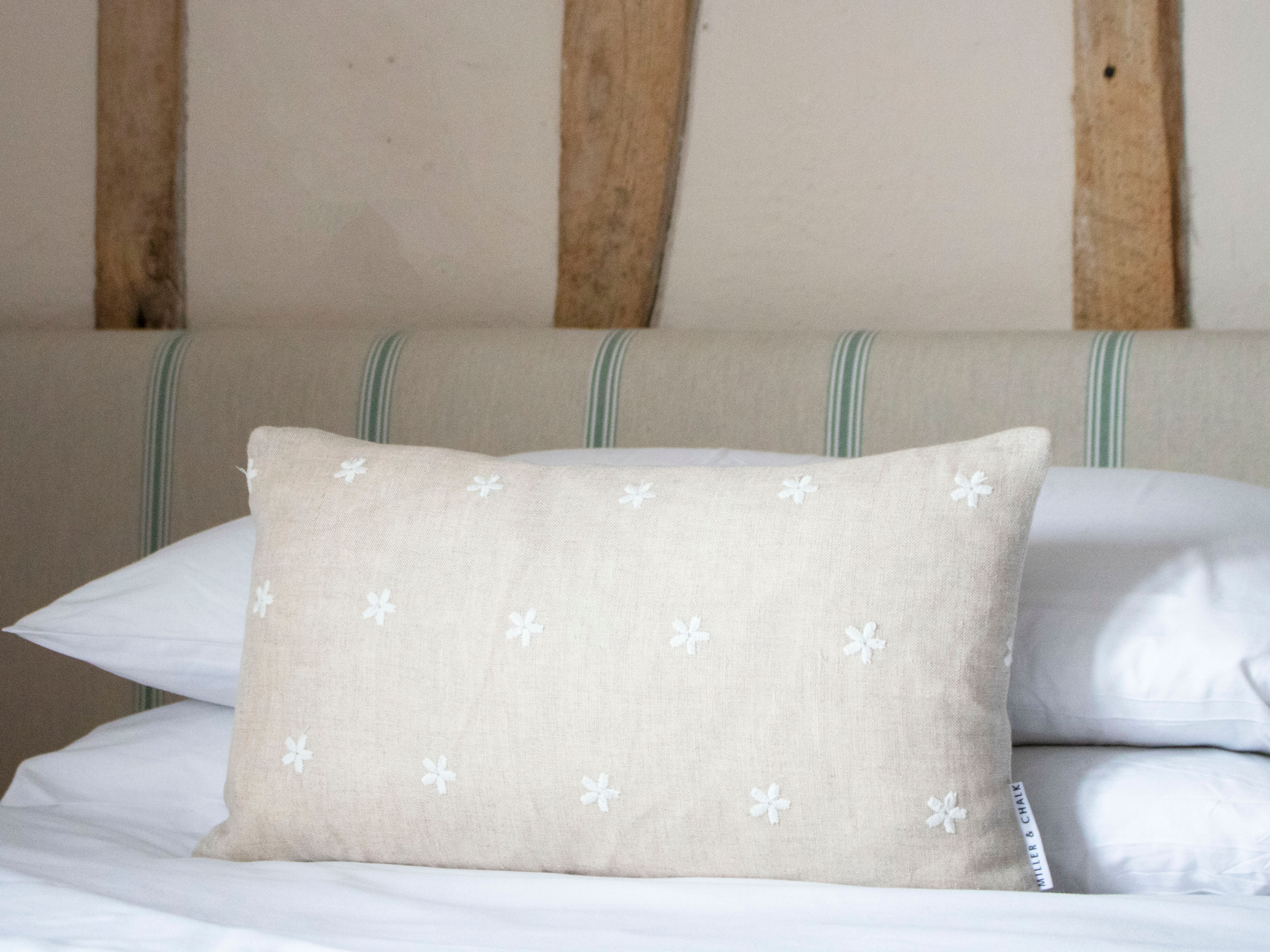 Daisy Linen Feather Cushion