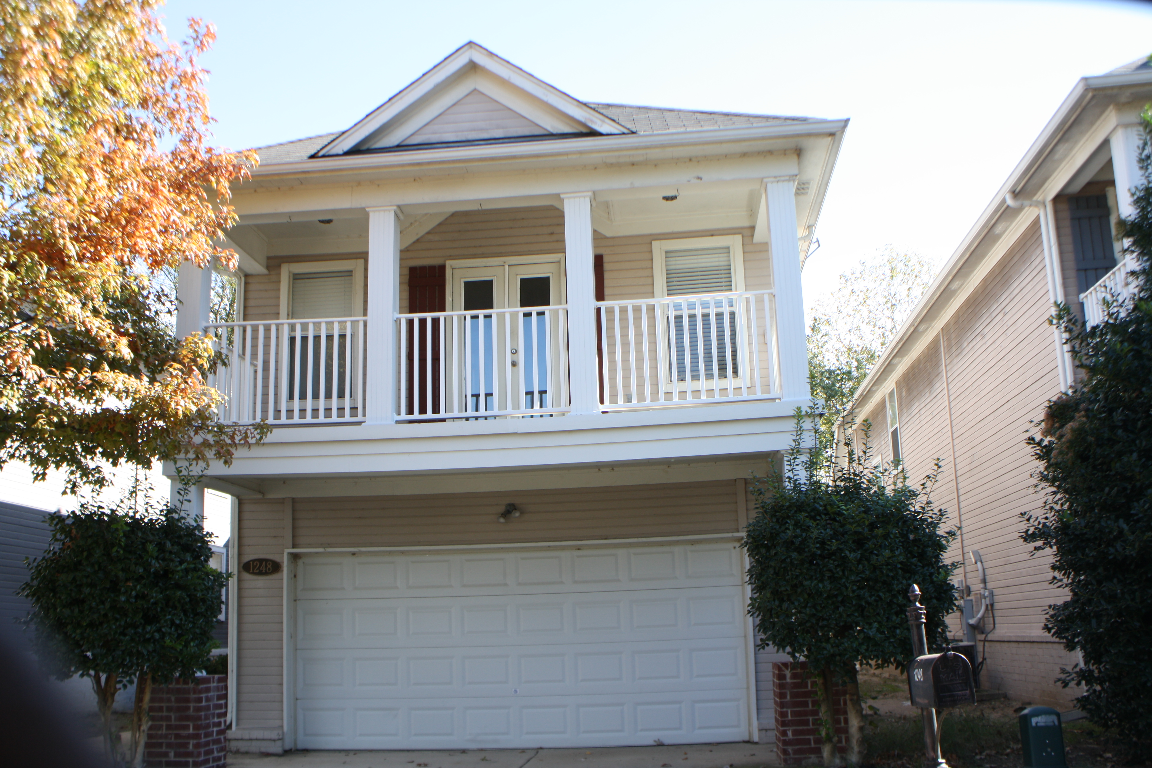 1248 Island Harbor Dr, Memphis TN