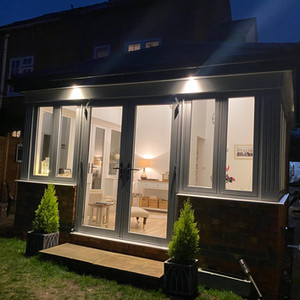 John & Sues Extension