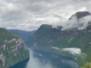 挪威峡湾|峡湾金城武--盖朗厄尔 & 逃生10分钟 (Geiranger Fjord, Norway)