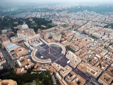 Questa è la Chiesa: «l’assemblea di coloro che guardano nella fede a Gesù»