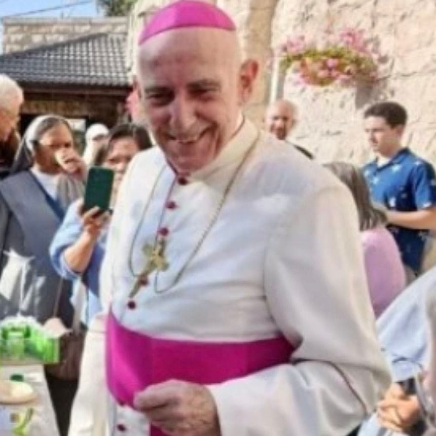 Da cassiere di casinò a vescovo, ora missionario in Terra Santa: "Dalla mia finestra posso vedere il Getsemani".